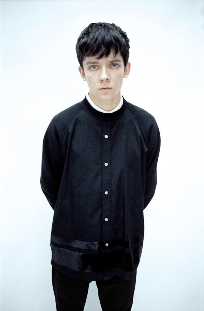 Next photo of Asa Butterfield