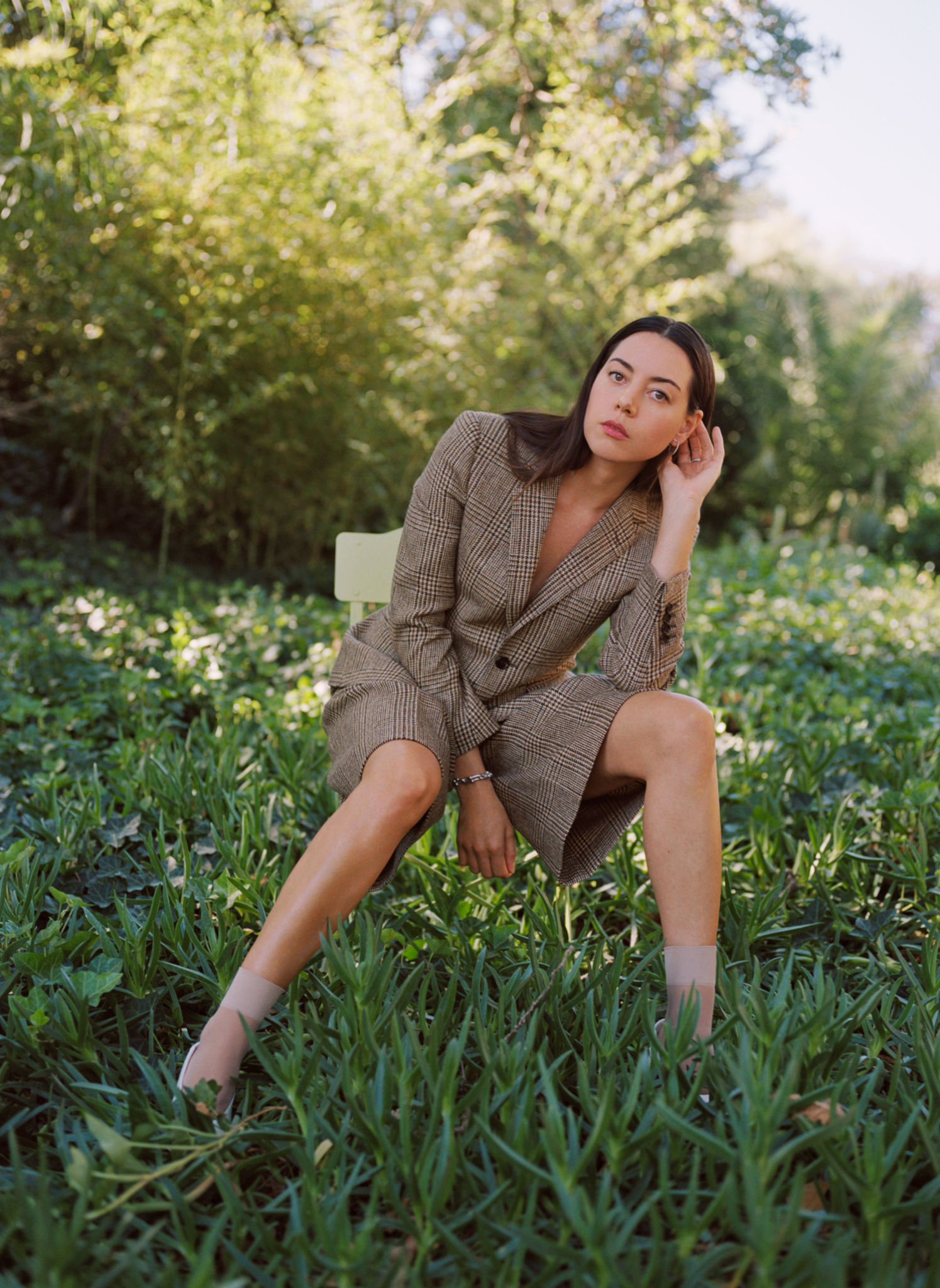 Interview_2020_Winter_1500px_Aubrey-Plaza_1-1495x2048.jpg