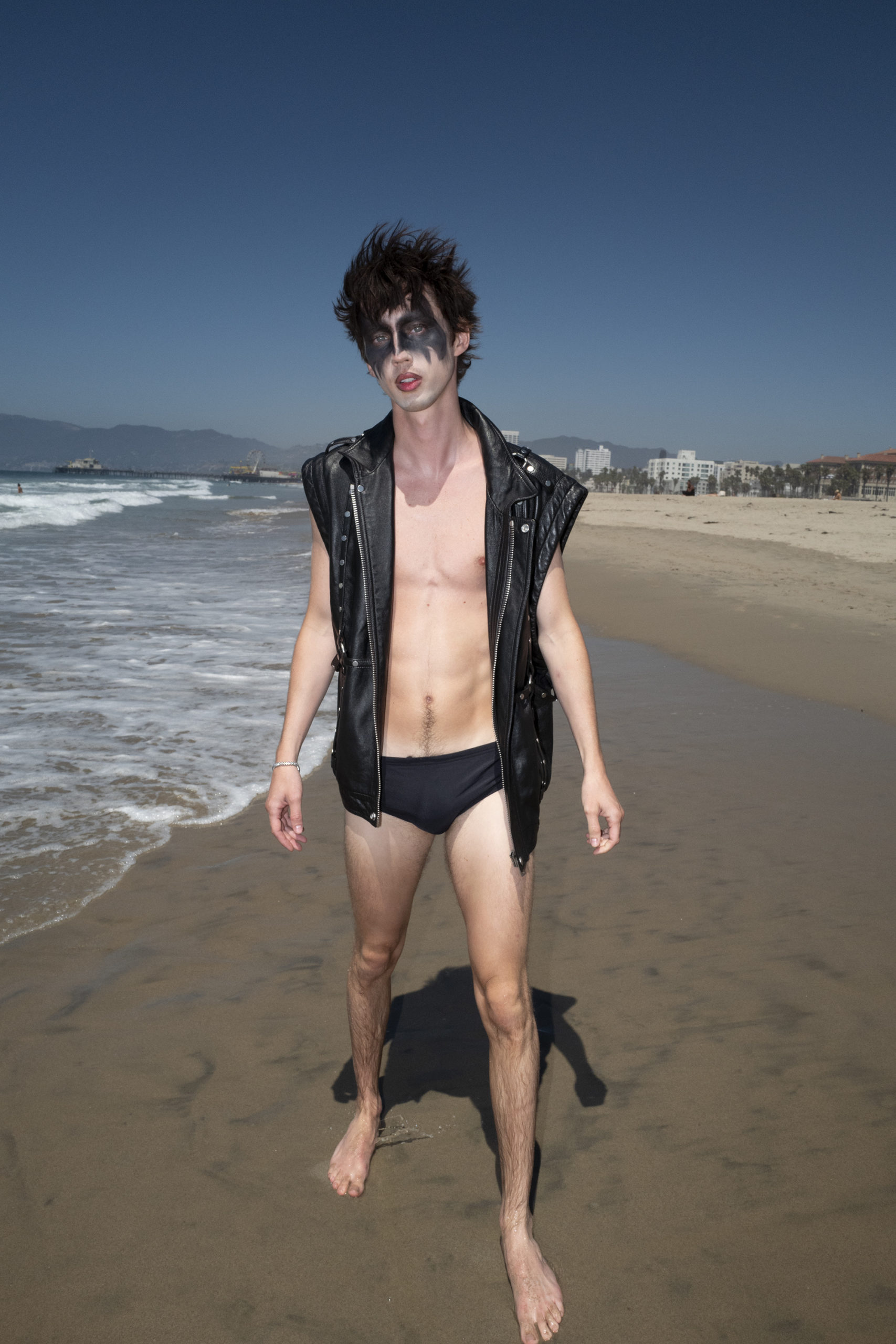 Troye sivan speedo